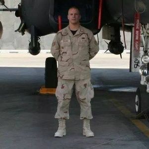 Meet your Posher, Christopher